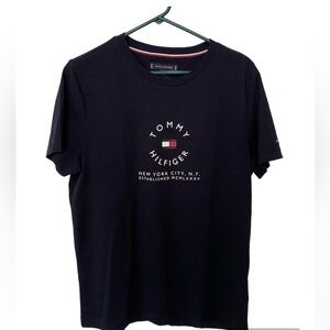 Tommy Hilfiger Men's Black Slim Fit T-Shirt size Large NWOT